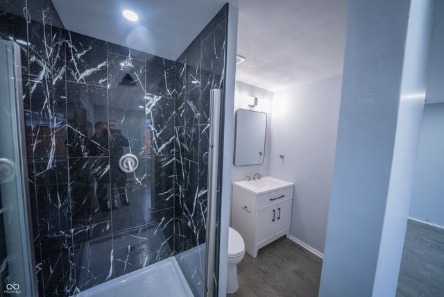 9241 Central Avenue, Indianapolis, IN 46240