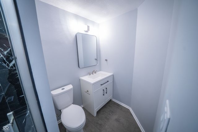 9241 Central Avenue, Indianapolis, IN 46240