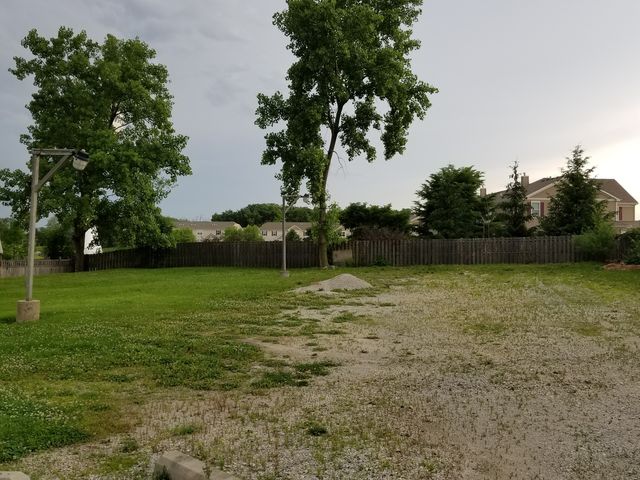 Lot 1 Elm Court, St. Charles, IL 60174