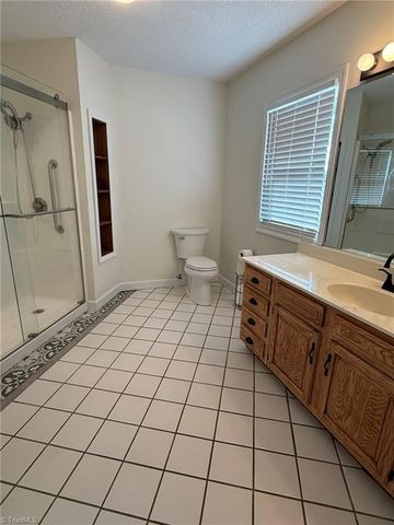 4401 Cherrywood Road, East Bend, NC 27018