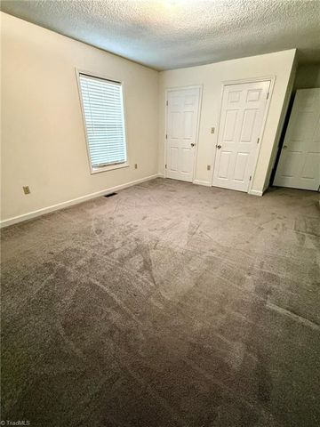 4401 Cherrywood Road, East Bend, NC 27018