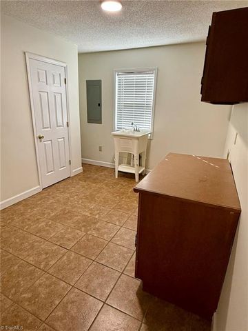 4401 Cherrywood Road, East Bend, NC 27018