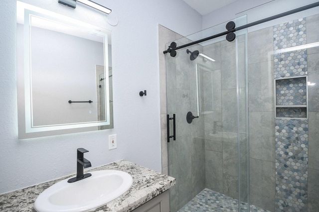 4407 Oats Street, Houston, TX 77020