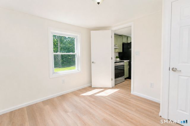 89 Brook Street, Glastonbury, CT 06033
