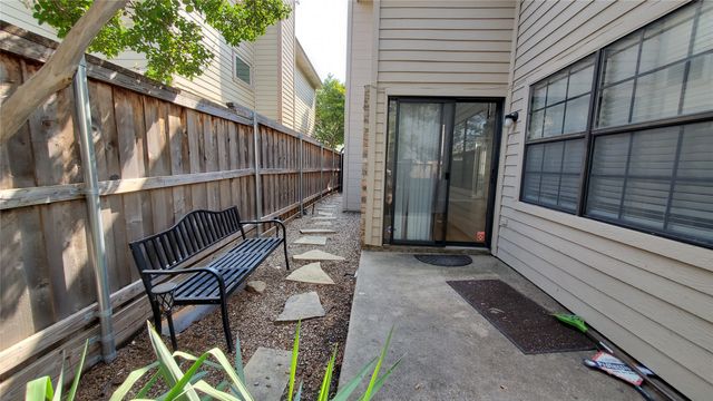 2943 Harbinger Lane, Dallas, TX 75287