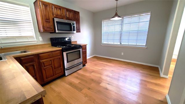 2943 Harbinger Lane, Dallas, TX 75287