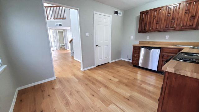 2943 Harbinger Lane, Dallas, TX 75287