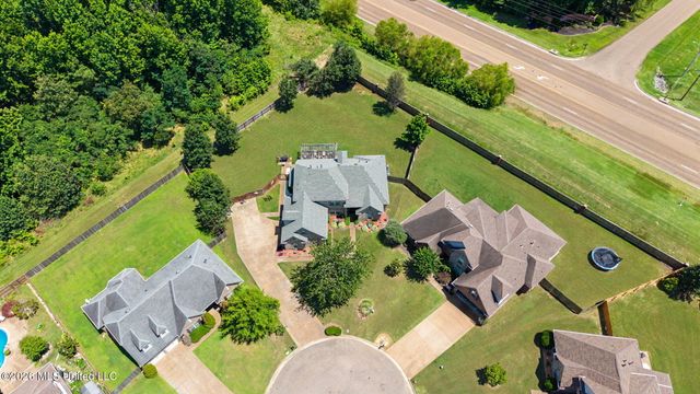 5040 Garner Lane, Southaven, MS 38672