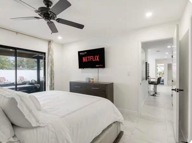 9819 Spanish Isles Drive, Boca Raton, FL 33496