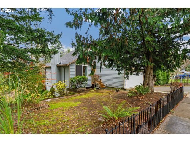 1005 Sw 4TH St, Gresham, OR 97080