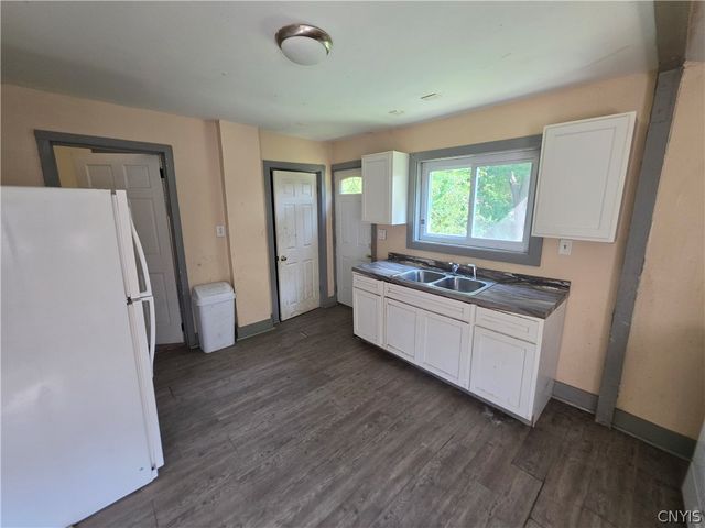 449 West Ostrander Avenue, Syracuse, NY 13205