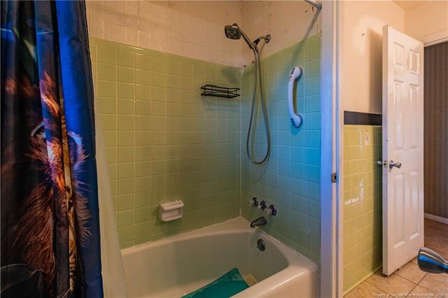518 College Drive, Raeford, NC 28376
