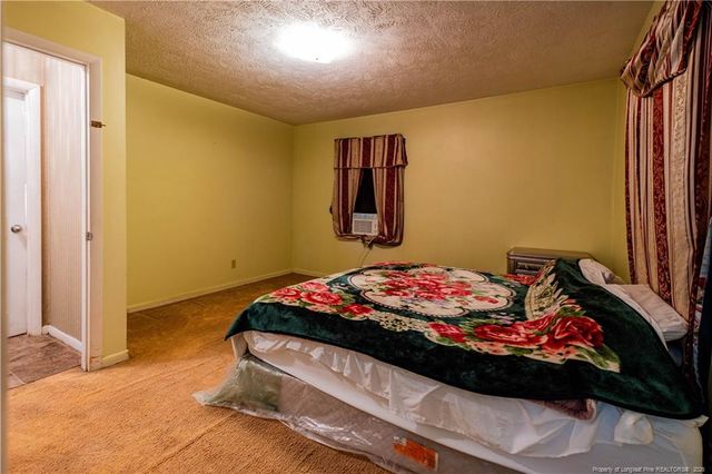 518 College Drive, Raeford, NC 28376
