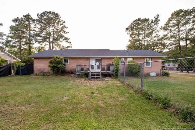518 College Drive, Raeford, NC 28376