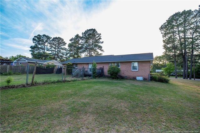 518 College Drive, Raeford, NC 28376