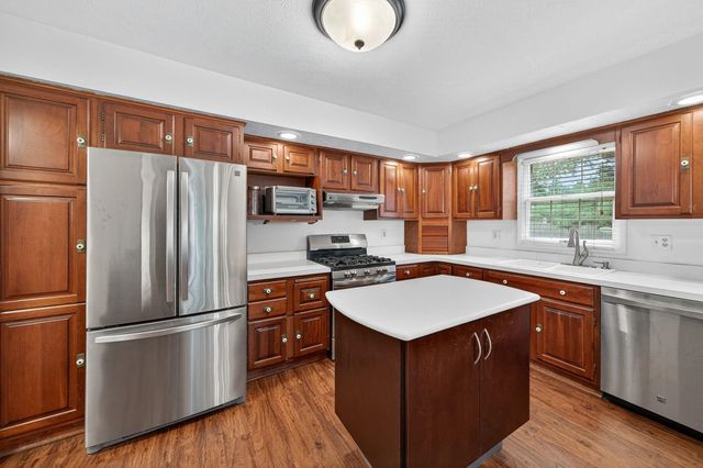 608 Lexington Drive, Goshen, IN 46526