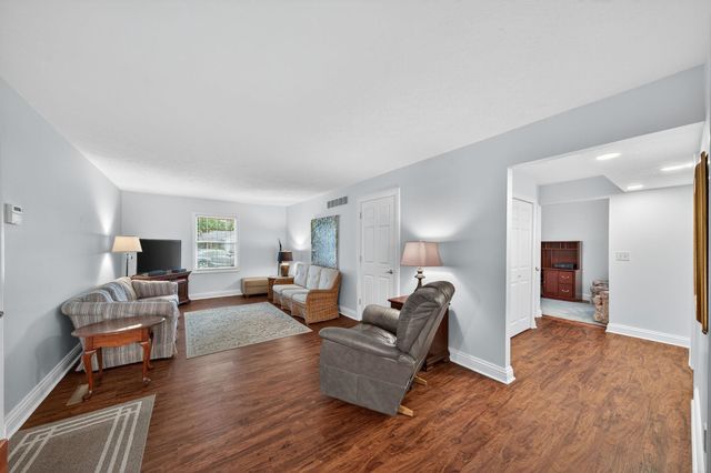 608 Lexington Drive, Goshen, IN 46526