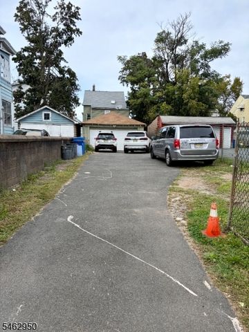 116 Keen St, Paterson City, NJ 07524