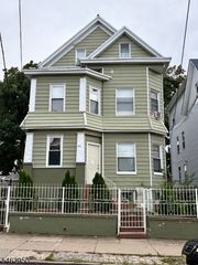 116 Keen St, Paterson City, NJ 07524