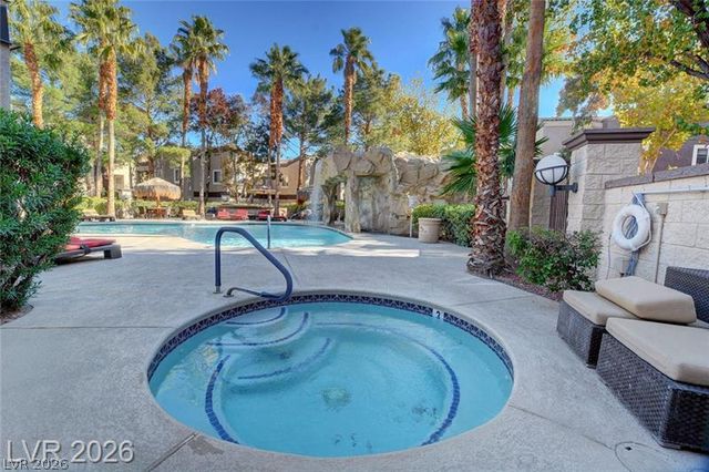 5250 South Rainbow Boulevard 1046, Las Vegas, NV 89118