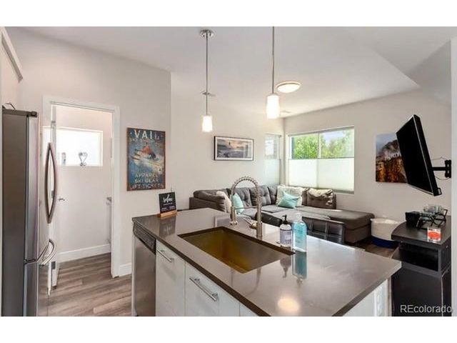 1014 Depew St, Lakewood, CO 80214