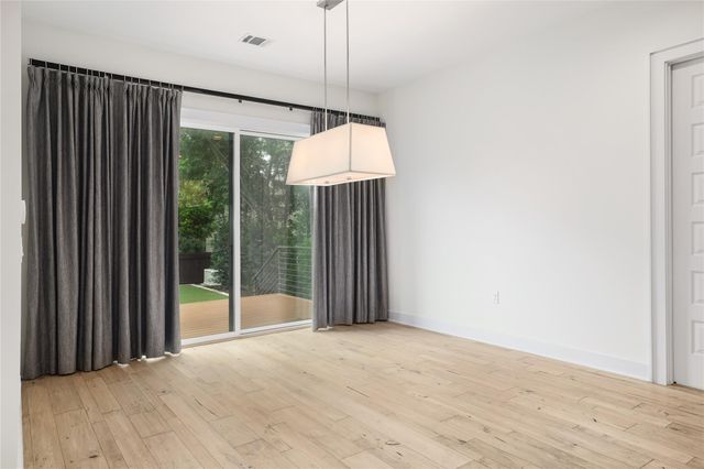 701 Josephine ST, Austin, TX 78704