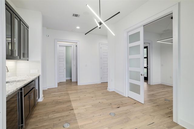 701 Josephine ST, Austin, TX 78704