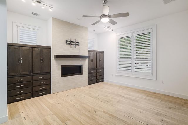 701 Josephine ST, Austin, TX 78704