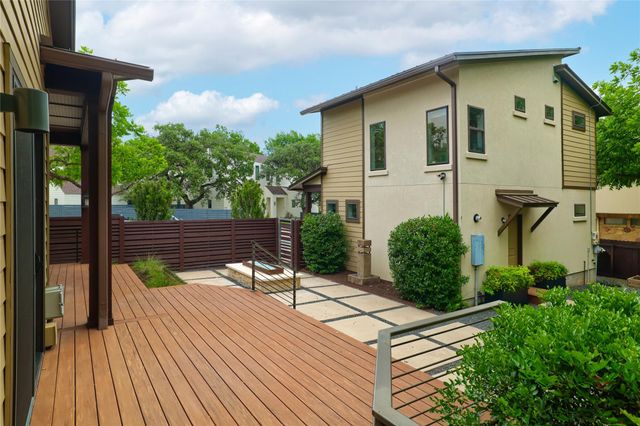 701 Josephine ST, Austin, TX 78704