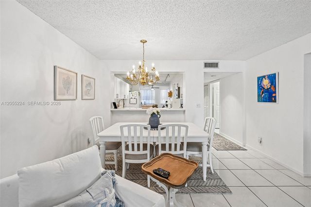 7468 Fairfax Dr 302, Tamarac, FL 33321