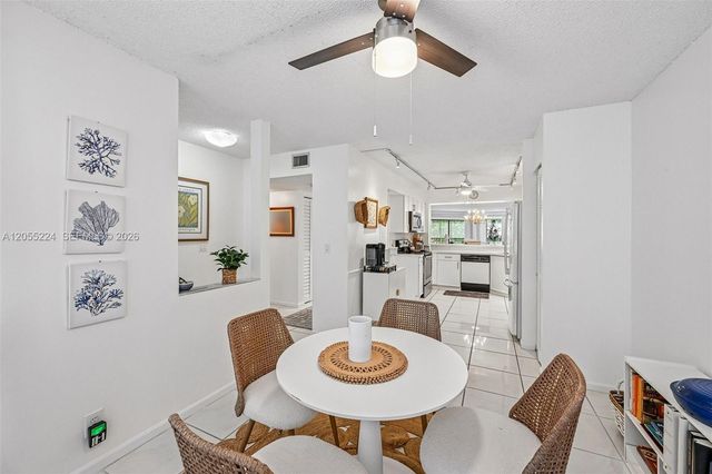 7468 Fairfax Dr 302, Tamarac, FL 33321