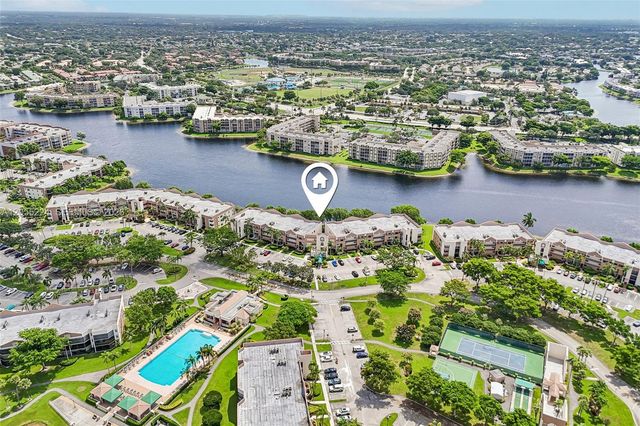 7468 Fairfax Dr 302, Tamarac, FL 33321