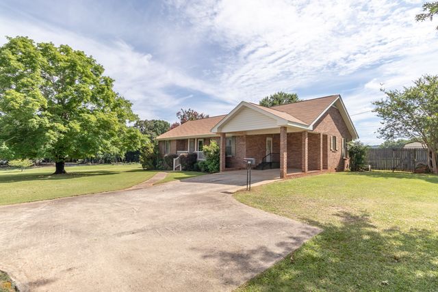 164 Jones Road, Molena, GA 30258