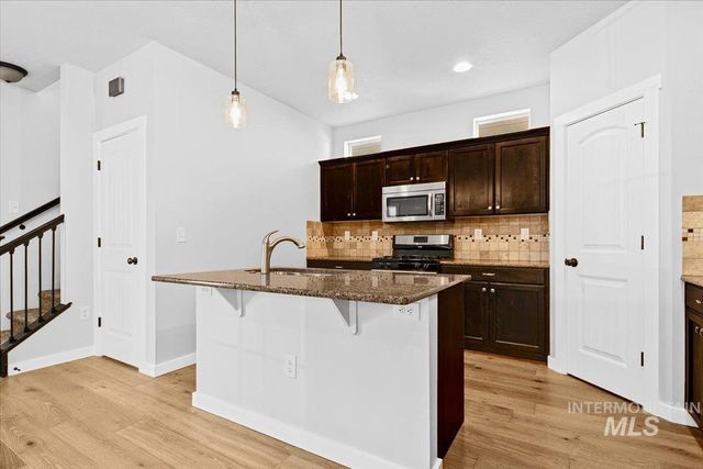 4494 S Axiom, Boise, ID 83716