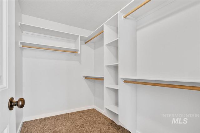 4494 S Axiom, Boise, ID 83716