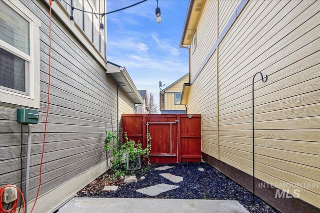 4494 S Axiom, Boise, ID 83716