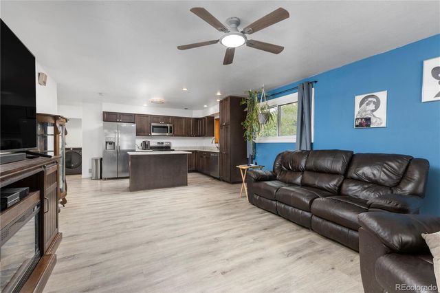 7140 E 69th Avenue, Commerce City, CO 80022