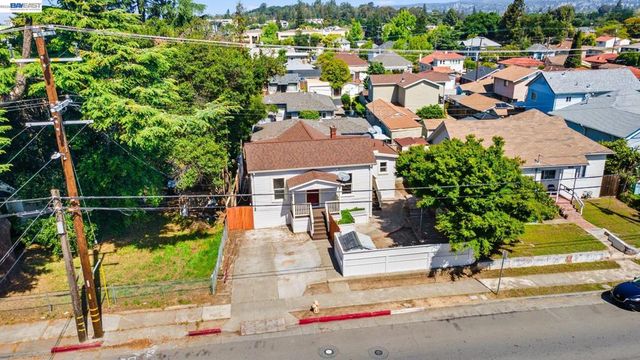 1251 Bellina St, Hayward, CA 94541