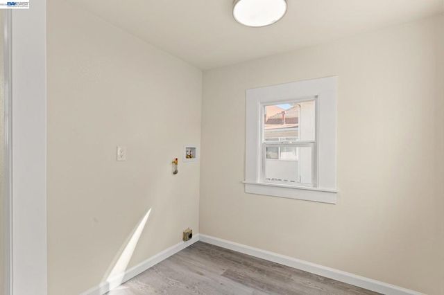 1251 Bellina St, Hayward, CA 94541