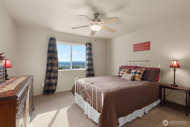 117 Briarwood Court, Chehalis, WA 98532