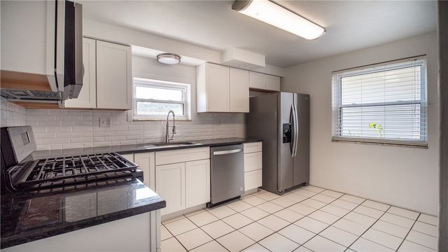 219 Bessemer, Verona, PA 15147