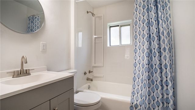 219 Bessemer, Verona, PA 15147