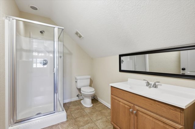 240 Grande Casa Road, Waxahachie, TX 75167