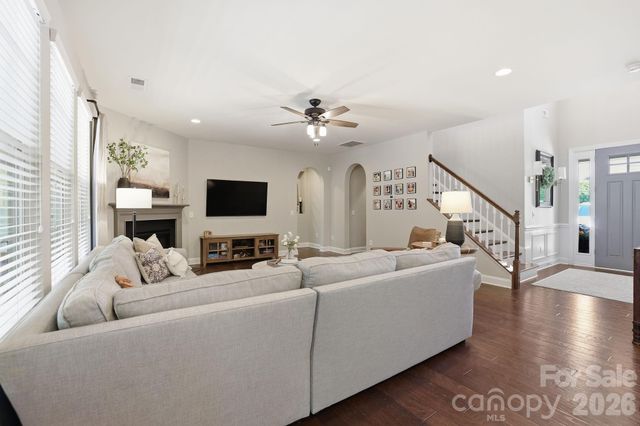 11502 Sweet Birch Lane, Charlotte, NC 28278