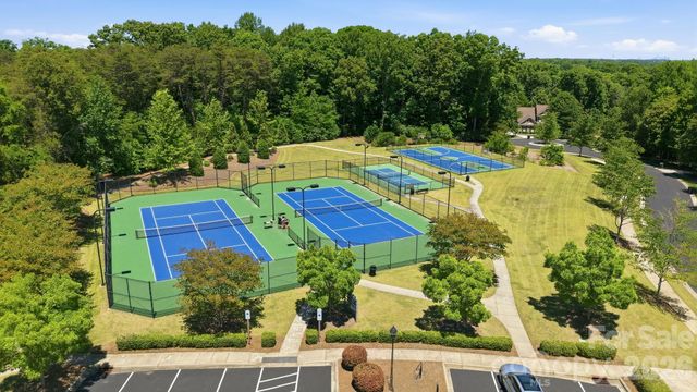 11502 Sweet Birch Lane, Charlotte, NC 28278