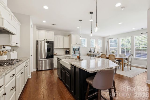 11502 Sweet Birch Lane, Charlotte, NC 28278