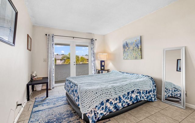 167 Cambridge G, West Palm Beach, FL 33417