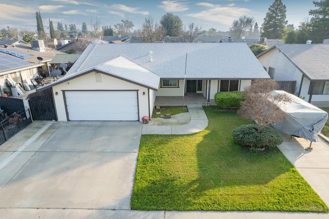 1253 W Jean Avenue, Porterville, CA 93257