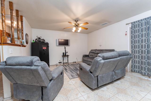 1253 W Jean Avenue, Porterville, CA 93257