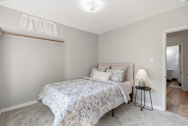 207 E Princeton Ave, Spokane, WA 99107